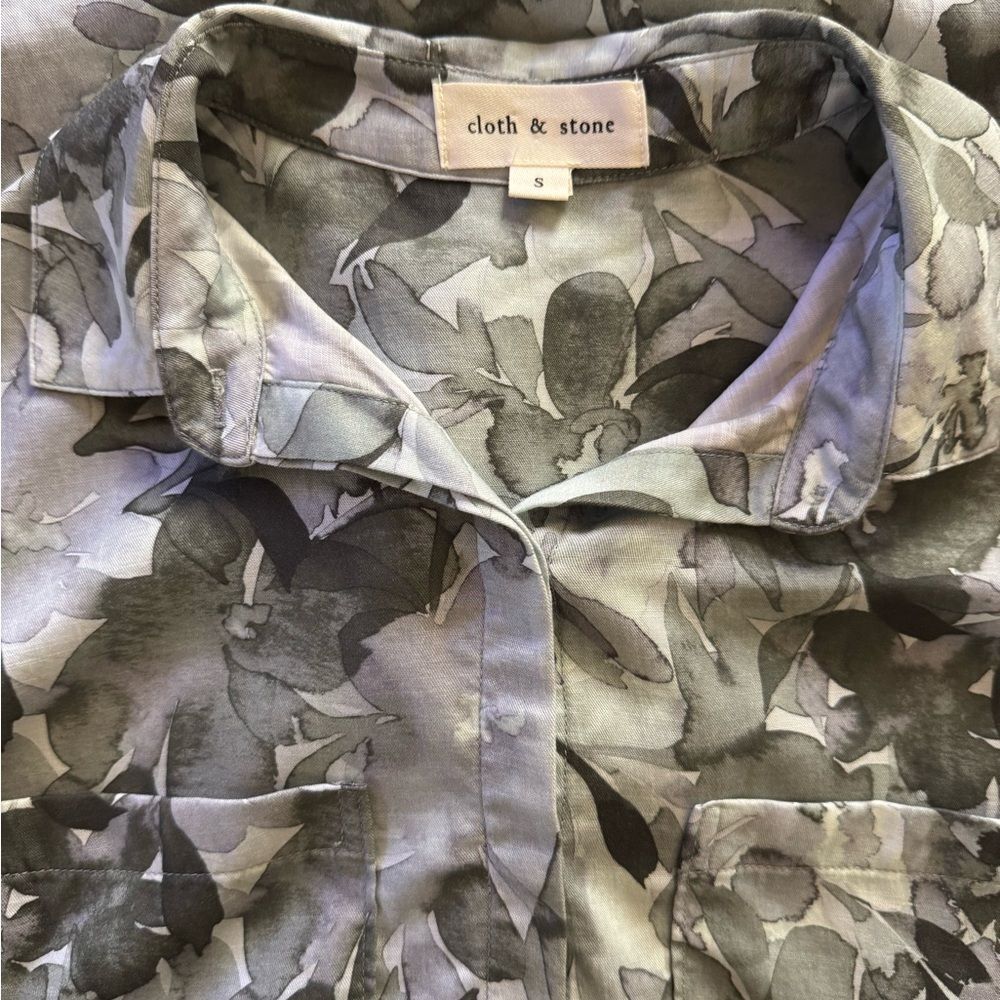 Anthropologie Cloth & Stone button down top | Size M - Picture 6 of 6